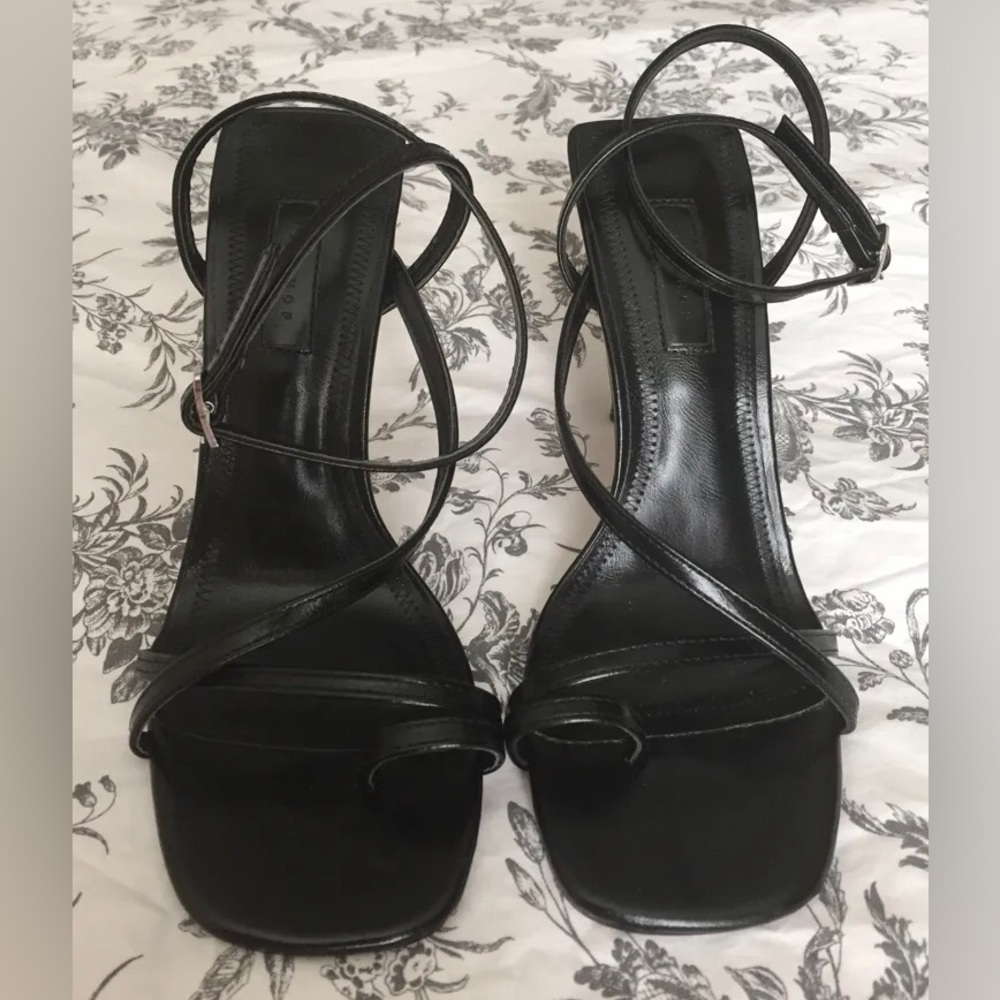 top shop New heeled shoes never worn size 8